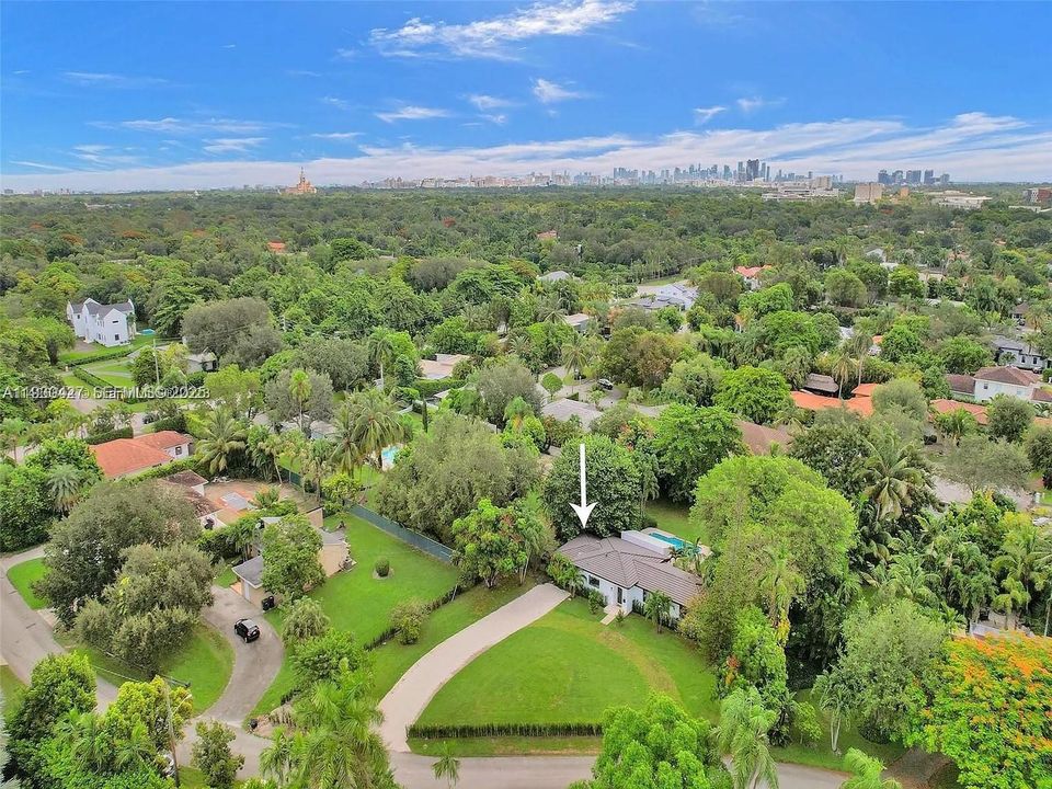 En Renta: $8,500 (3 camas, 2 baños, 1808 Pies cuadrados)