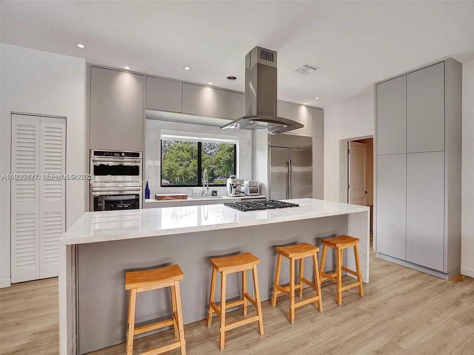 En Renta: $8,500 (3 camas, 2 baños, 1808 Pies cuadrados)