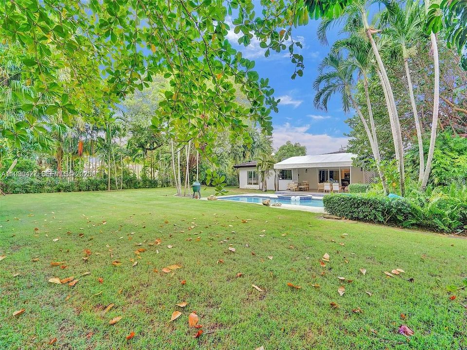 En Renta: $8,500 (3 camas, 2 baños, 1808 Pies cuadrados)