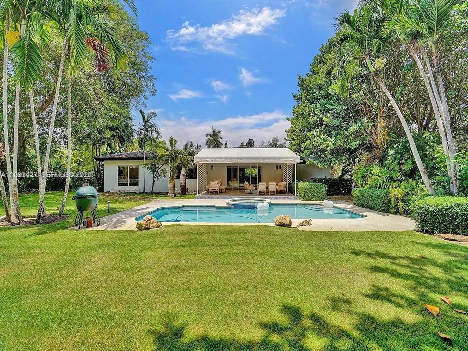 En Renta: $8,500 (3 camas, 2 baños, 1808 Pies cuadrados)