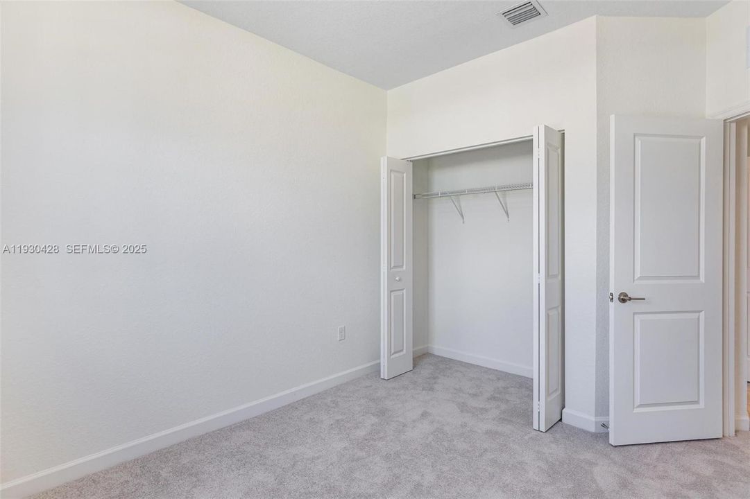 For Rent: $2,700 (3 beds, 2 baths, 1796 Square Feet)