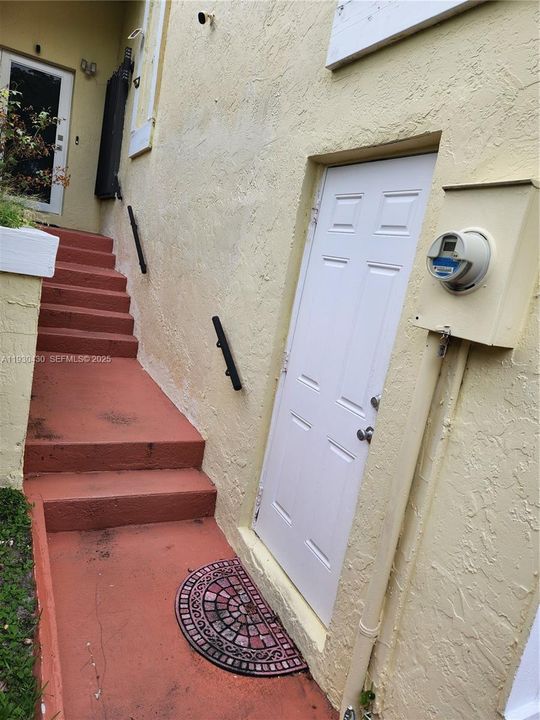 For Rent: $1,500 (1 beds, 1 baths, 1925 Square Feet)