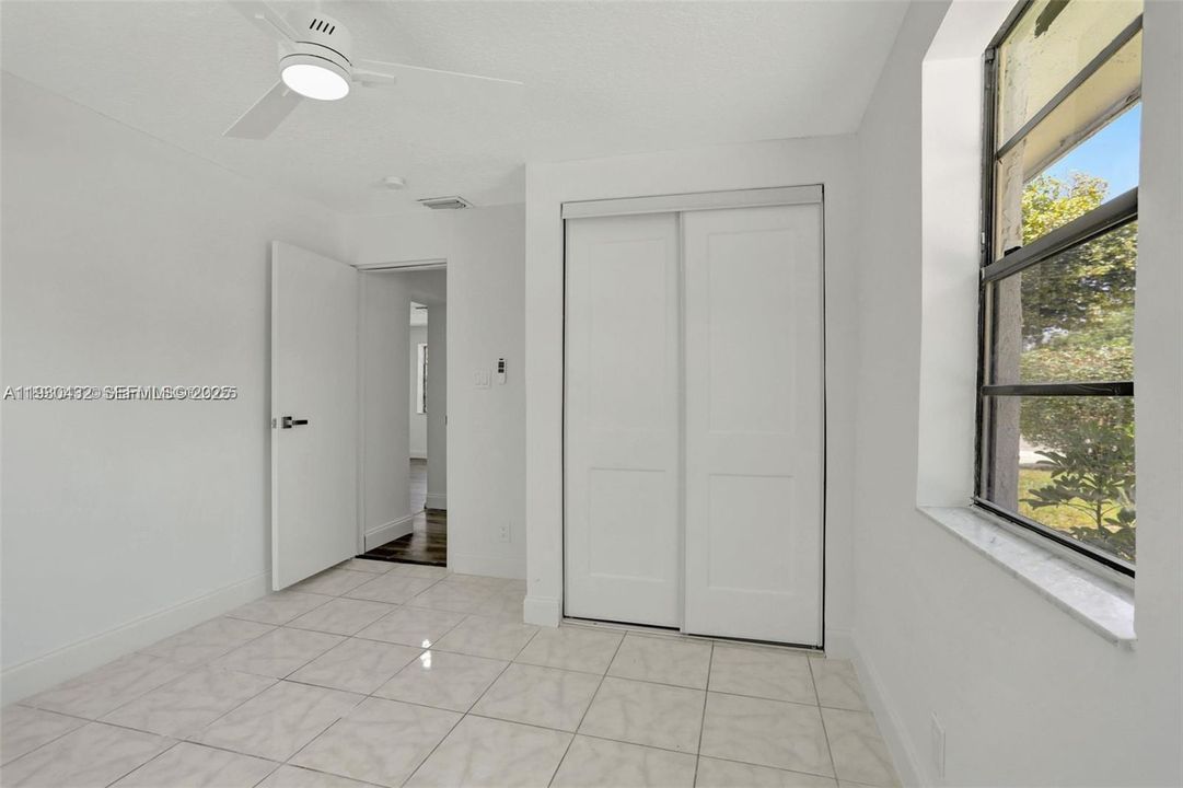 出租: $2,990 (3 贝兹, 2 浴室, 1399 平方英尺)