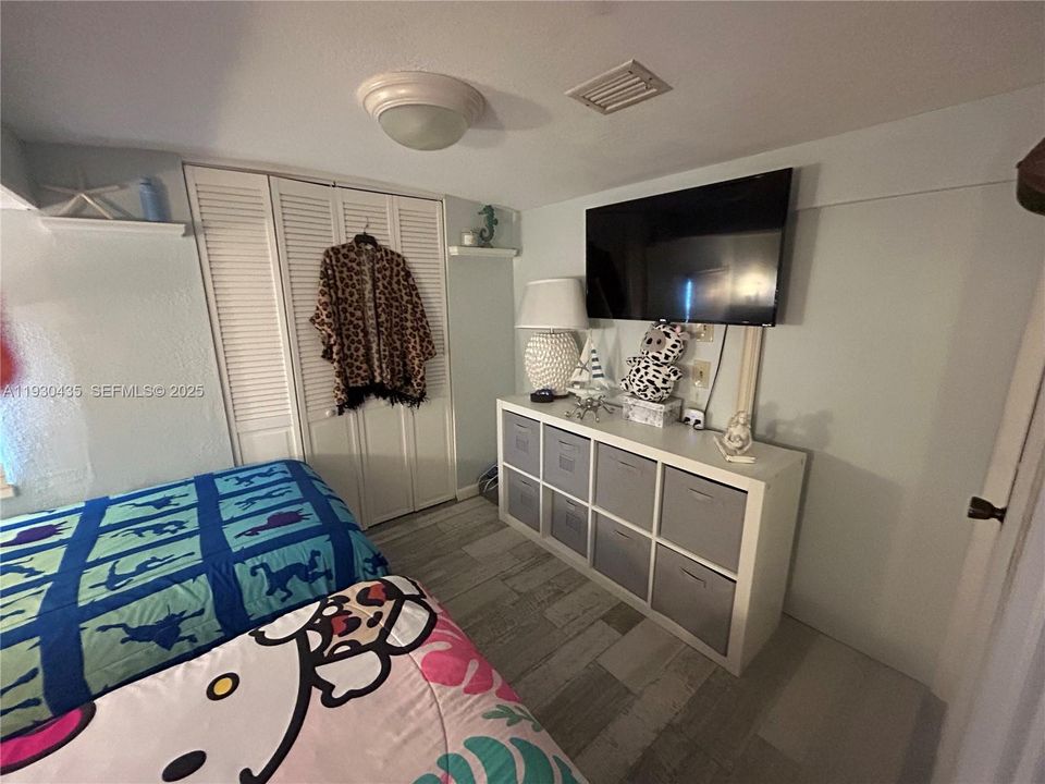 На продажу: $1,499,000 (2 спален, 2 ванн, 888 Квадратных фут)