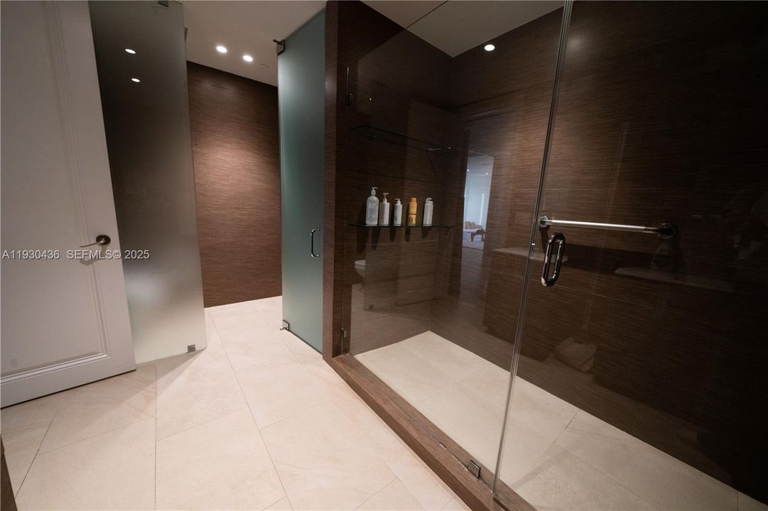 En Venta: $2,995,000 (2 camas, 2 baños, 1579 Pies cuadrados)