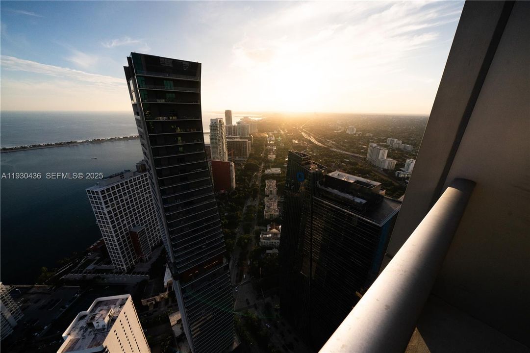 En Venta: $2,995,000 (2 camas, 2 baños, 1579 Pies cuadrados)