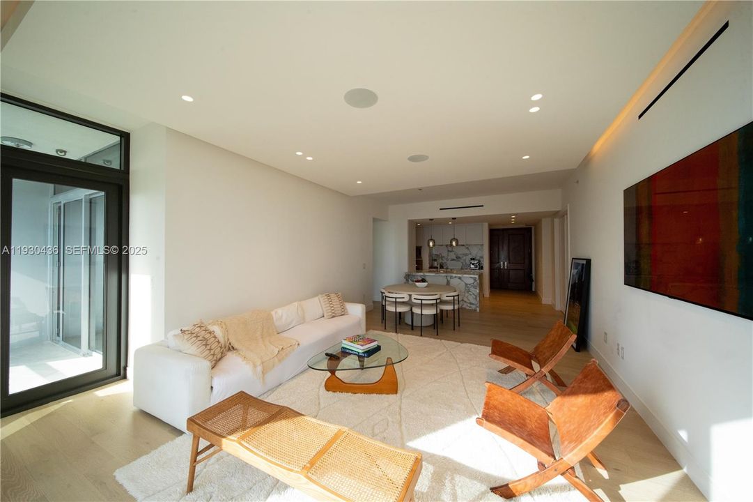 En Venta: $2,995,000 (2 camas, 2 baños, 1579 Pies cuadrados)