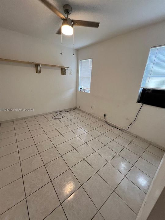 For Rent: $1,500 (1 beds, 1 baths, 500 Square Feet)
