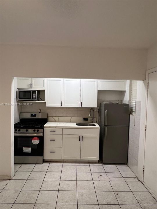 For Rent: $1,500 (1 beds, 1 baths, 500 Square Feet)
