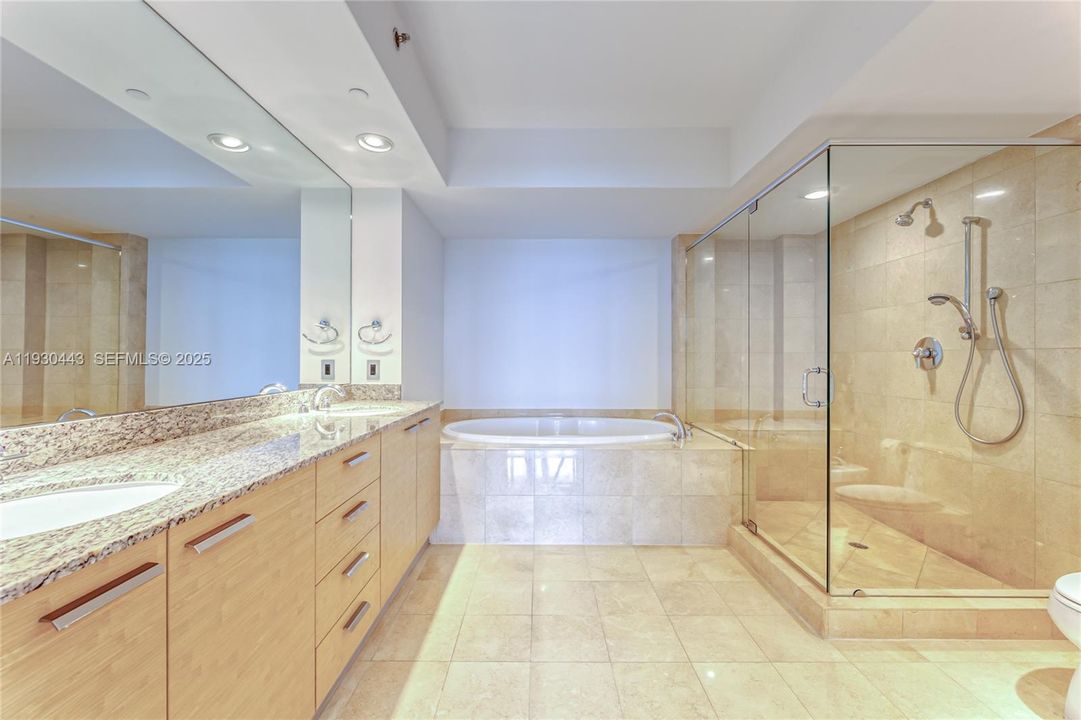 В аренду: $10,500 (3 спален, 3 ванн, 2165 Квадратных фут)