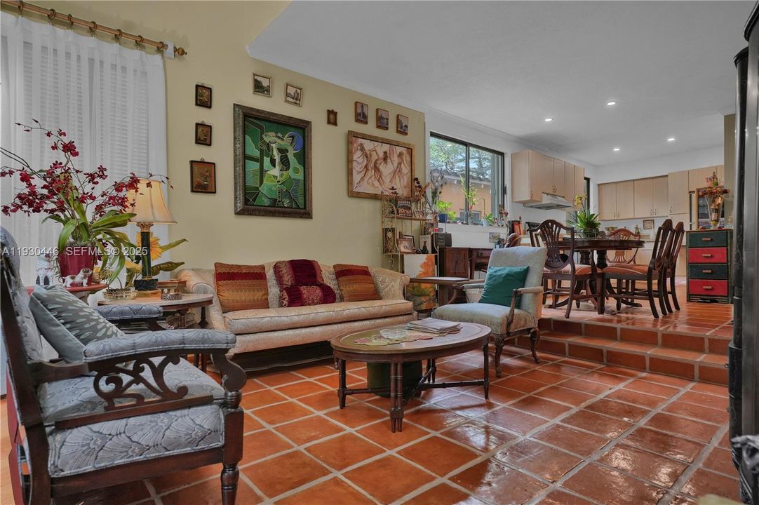 待售: $1,325,000 (3 贝兹, 3 浴室, 1575 平方英尺)