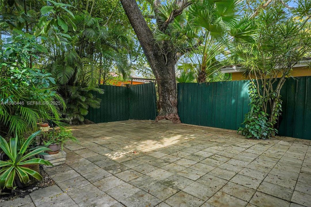 待售: $1,325,000 (3 贝兹, 3 浴室, 1575 平方英尺)