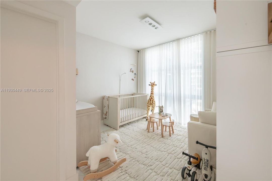 待售: $710,000 (2 贝兹, 2 浴室, 1432 平方英尺)