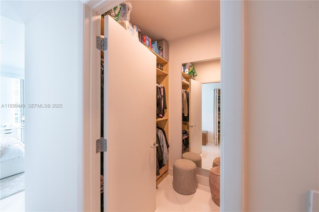 待售: $710,000 (2 贝兹, 2 浴室, 1432 平方英尺)