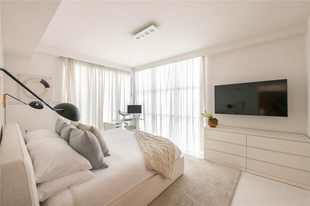 待售: $710,000 (2 贝兹, 2 浴室, 1432 平方英尺)