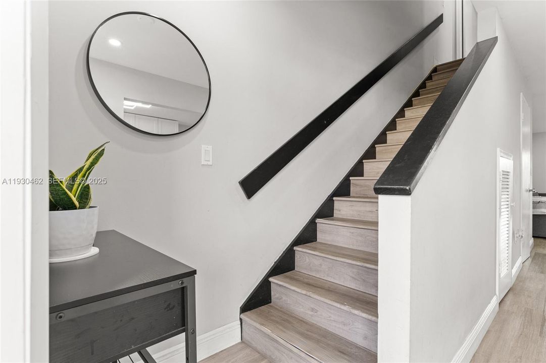 For Rent: $2,600 (2 beds, 2 baths, 1185 Square Feet)