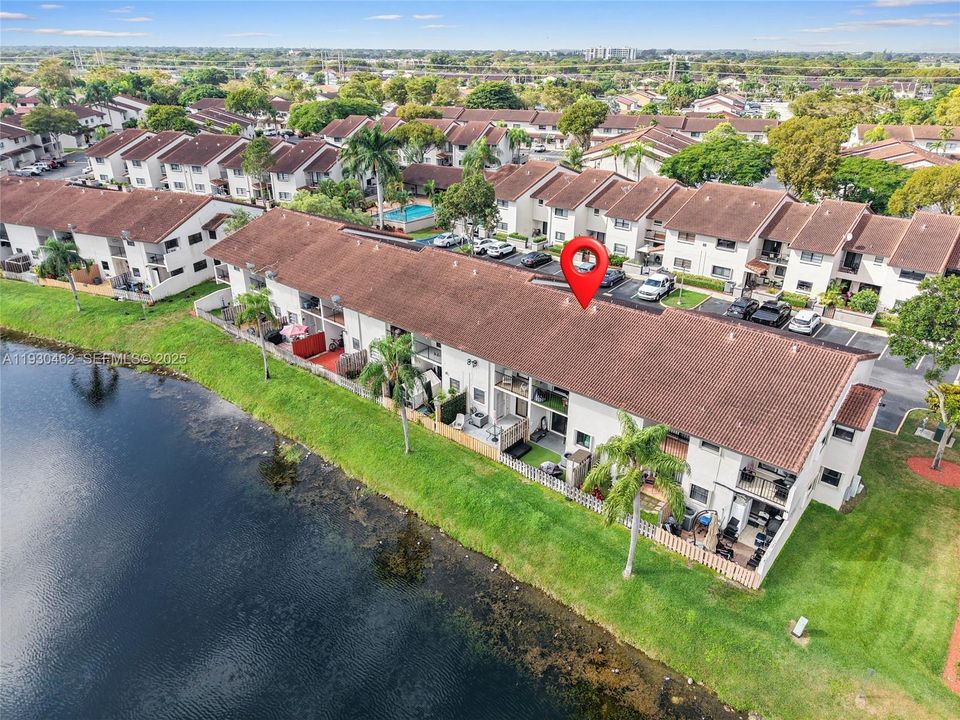 For Rent: $2,600 (2 beds, 2 baths, 1185 Square Feet)