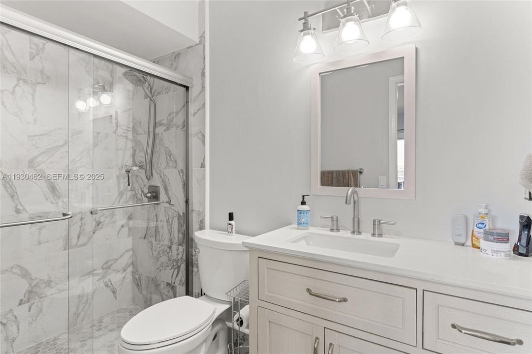 For Rent: $2,600 (2 beds, 2 baths, 1185 Square Feet)