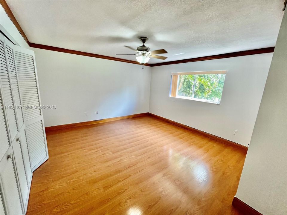 En Renta: $3,100 (3 camas, 2 baños, 1777 Pies cuadrados)