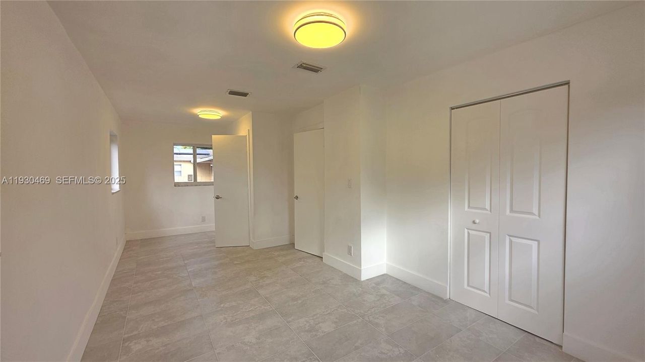 На продажу: $459,000 (4 спален, 2 ванн, 1512 Квадратных фут)