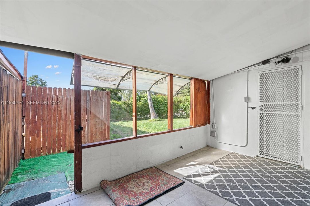 En Renta: $2,450 (2 camas, 1 baños, 1056 Pies cuadrados)