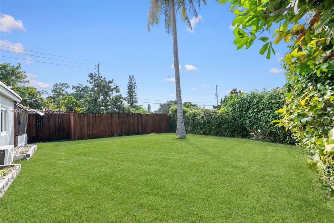 En Renta: $2,450 (2 camas, 1 baños, 1056 Pies cuadrados)