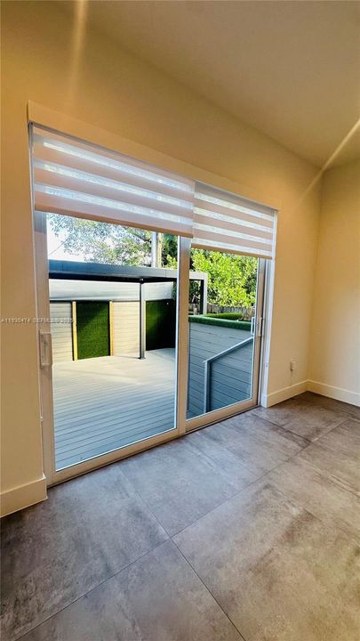 В аренду: $7,000 (3 спален, 3 ванн, 2150 Квадратных фут)