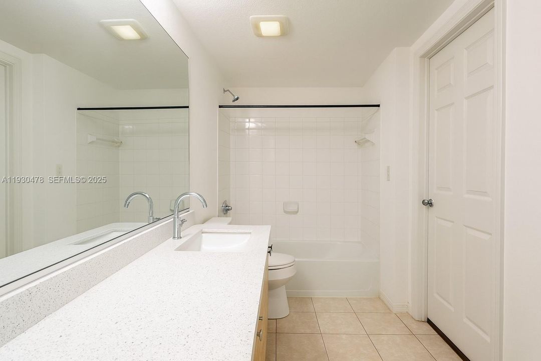 For Sale: $349,000 (3 beds, 2 baths, 1160 Square Feet)