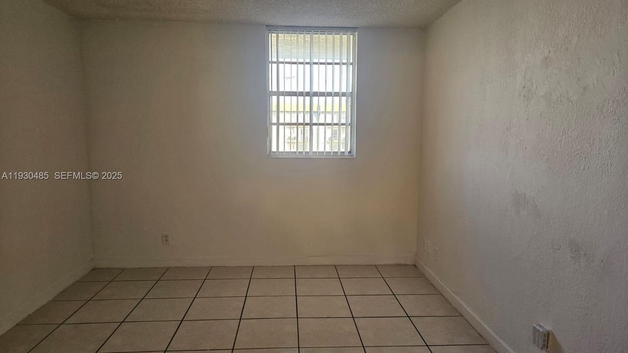 For Rent: $1,785 (1 beds, 1 baths, 598 Square Feet)