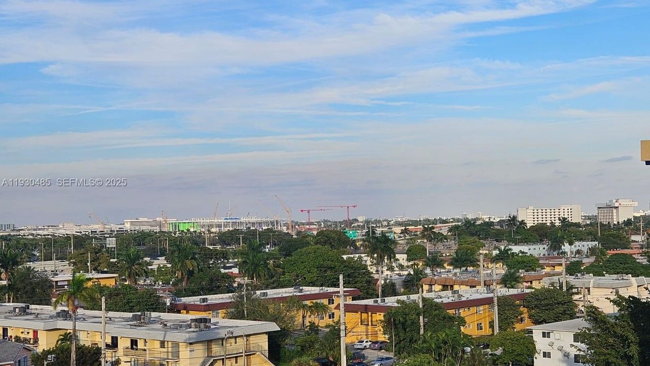 For Rent: $1,785 (1 beds, 1 baths, 598 Square Feet)