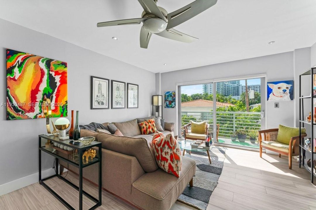 En Venta: $490,000 (1 camas, 1 baños, 784 Pies cuadrados)