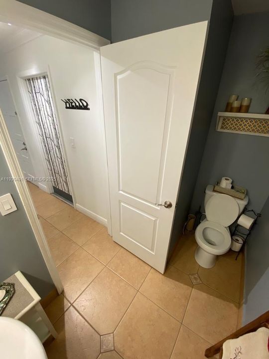 En Renta: $3,950 (3 camas, 2 baños, 1712 Pies cuadrados)