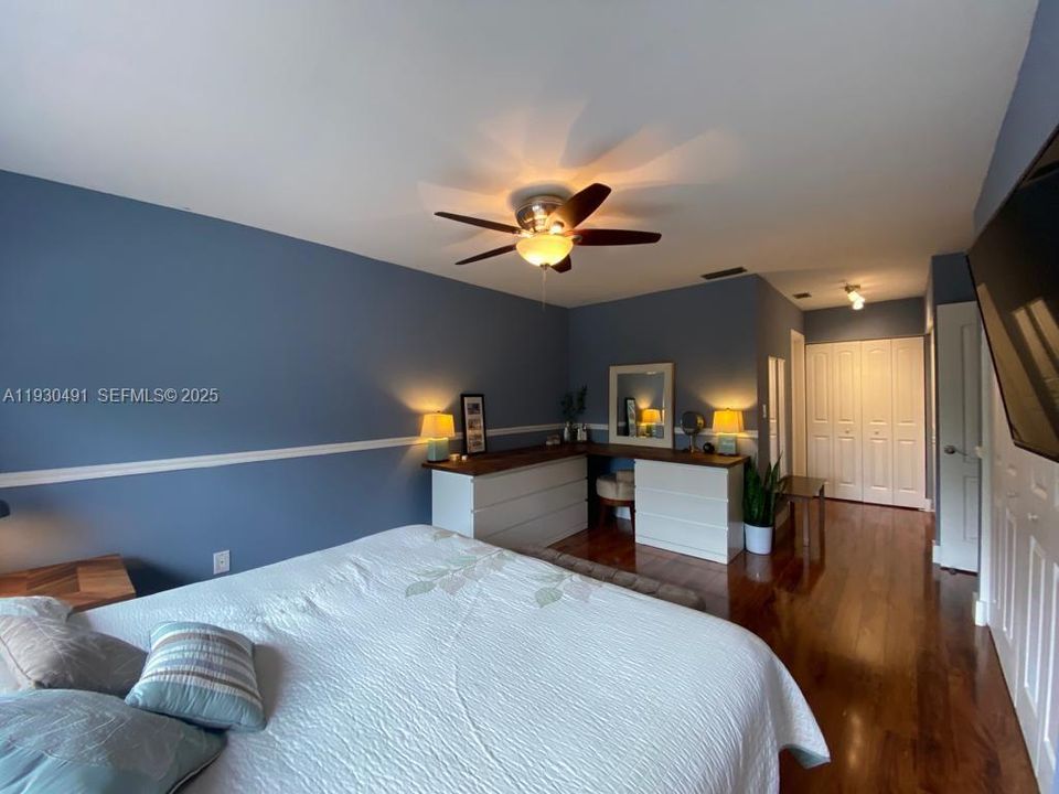 En Renta: $3,950 (3 camas, 2 baños, 1712 Pies cuadrados)