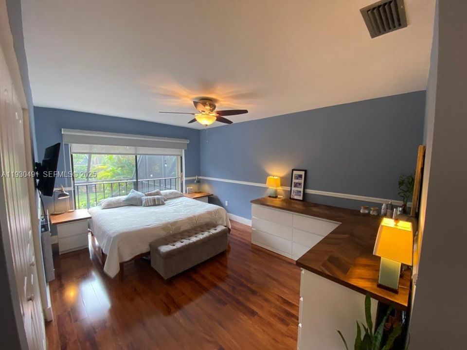 En Renta: $3,950 (3 camas, 2 baños, 1712 Pies cuadrados)