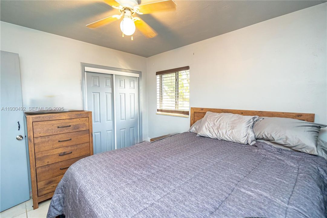 En Venta: $600,000 (4 camas, 2 baños, 1225 Pies cuadrados)