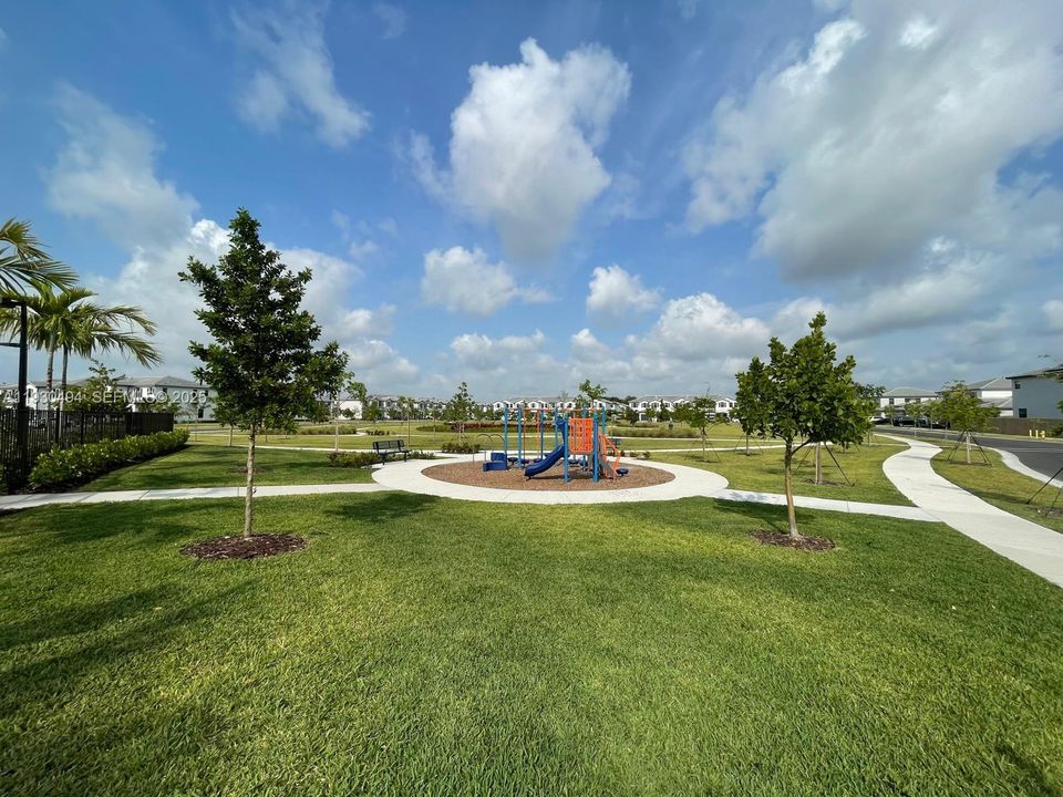 En Renta: $2,500 (3 camas, 2 baños, 1545 Pies cuadrados)