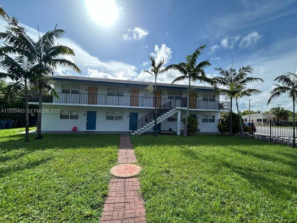 На продажу: $2,000,000 (0 спален, 0 ванн, 3960 Квадратных фут)