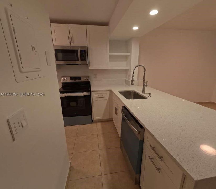 En Venta: $279,000 (2 camas, 2 baños, 1106 Pies cuadrados)