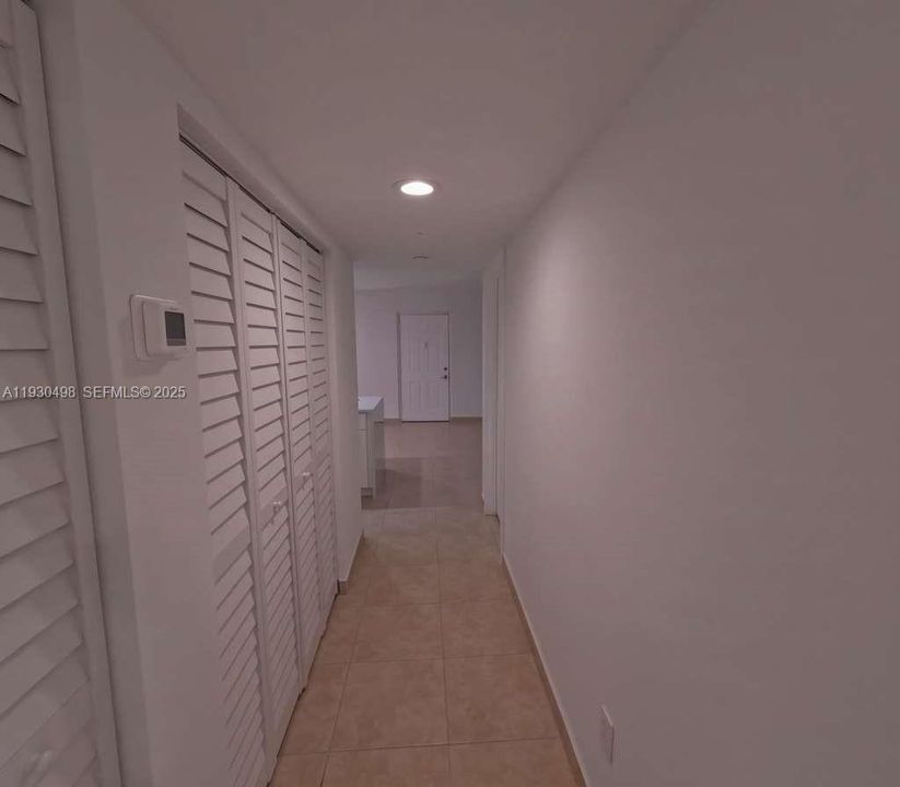 En Venta: $279,000 (2 camas, 2 baños, 1106 Pies cuadrados)