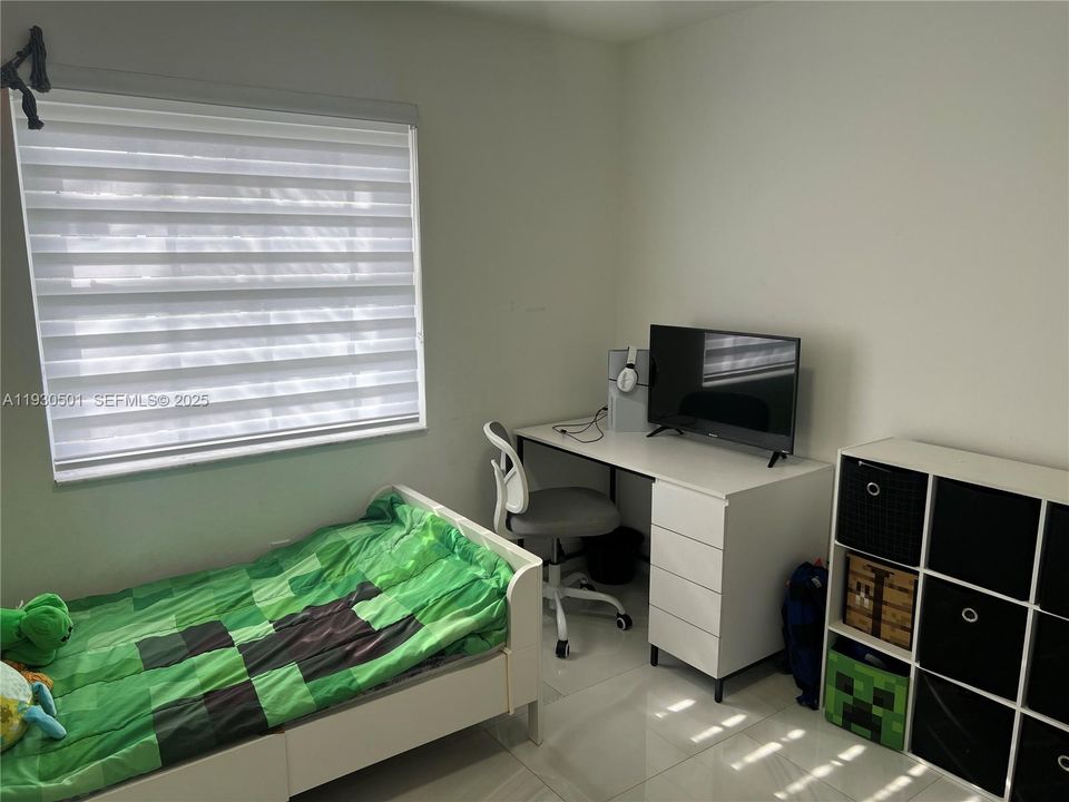 En Venta: $890,000 (3 camas, 2 baños, 1586 Pies cuadrados)