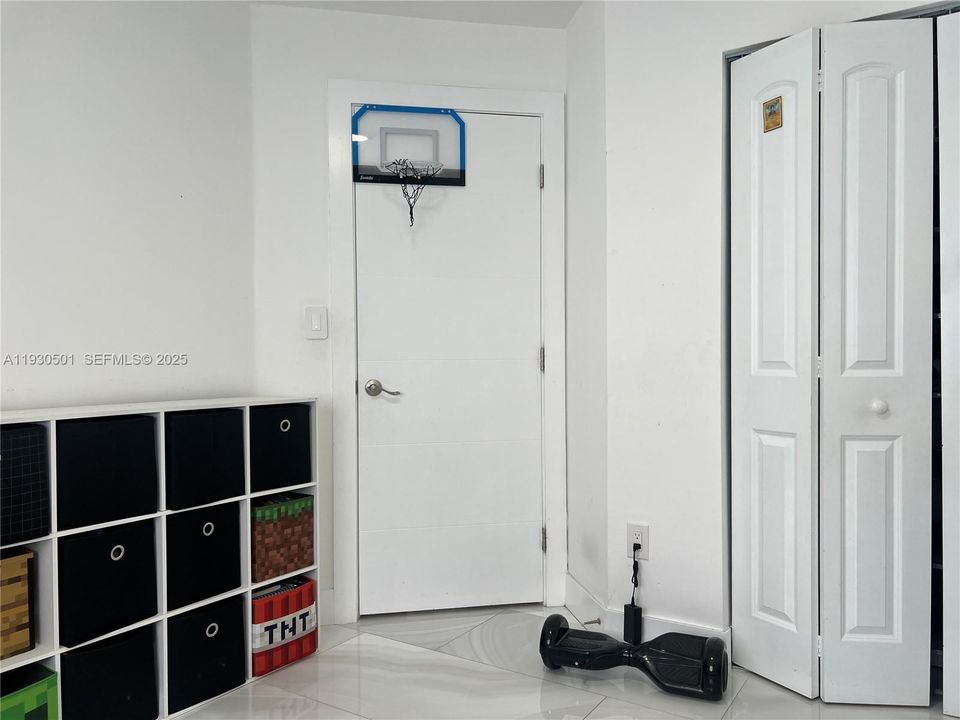 En Venta: $890,000 (3 camas, 2 baños, 1586 Pies cuadrados)