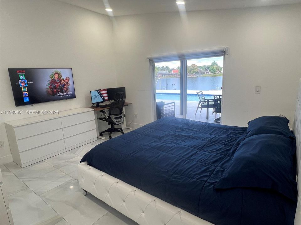 En Venta: $890,000 (3 camas, 2 baños, 1586 Pies cuadrados)