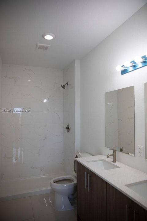 For Rent: $3,250 (5 beds, 4 baths, 2281 Square Feet)