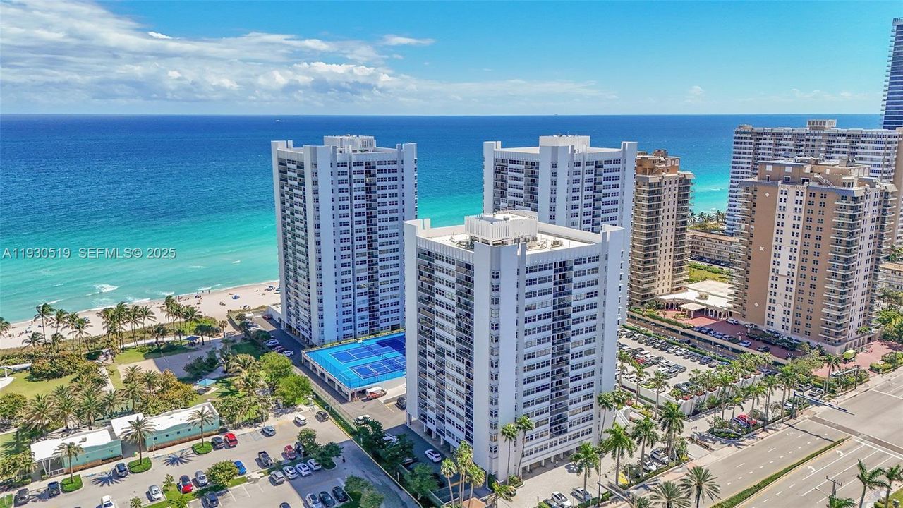 待售: $1,049,000 (3 贝兹, 3 浴室, 1920 平方英尺)