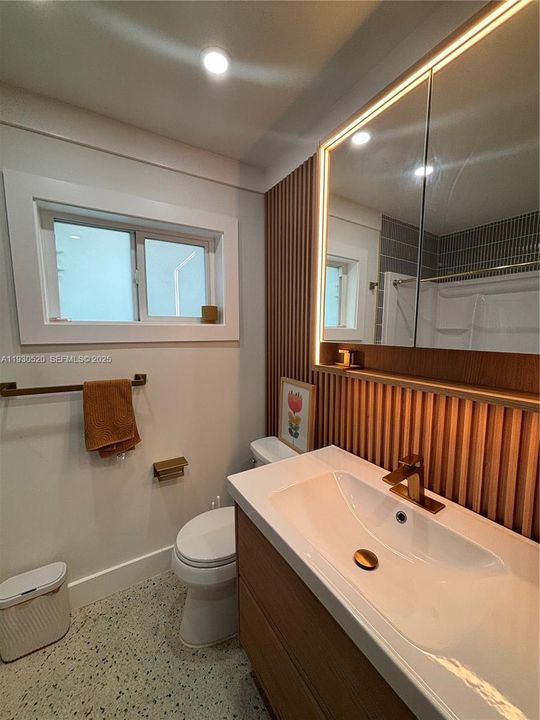 待售: $525,000 (3 贝兹, 2 浴室, 1272 平方英尺)