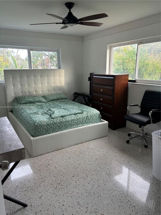 待售: $525,000 (3 贝兹, 2 浴室, 1272 平方英尺)