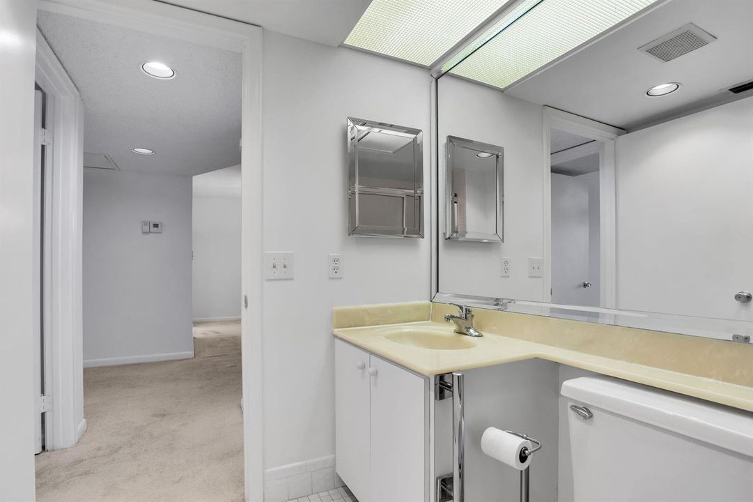 GUEST BATHROOM