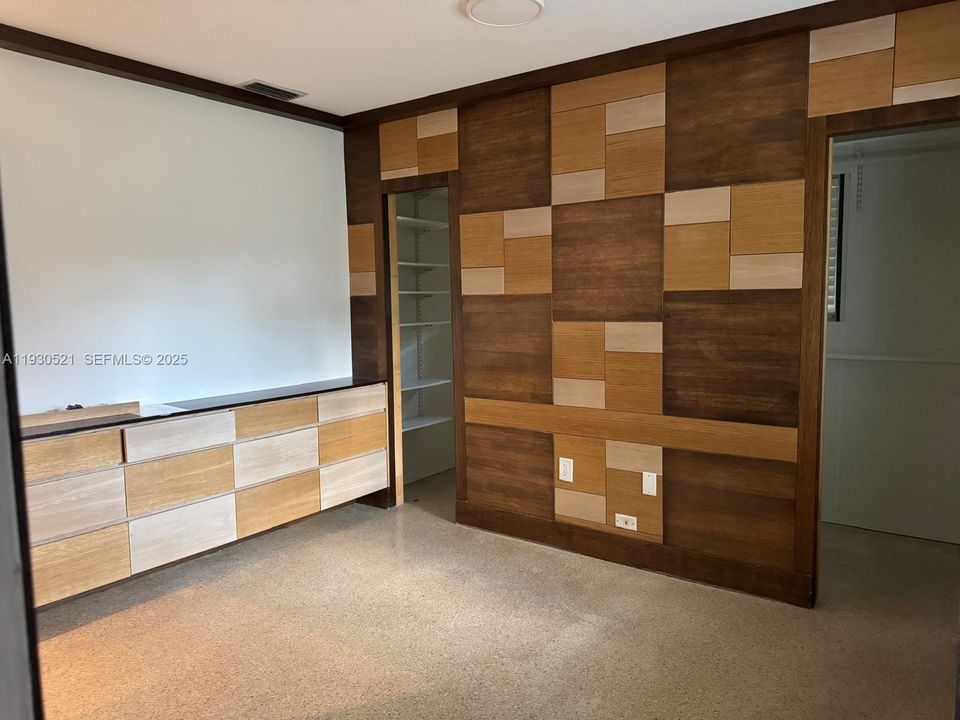 В аренду: $7,200 (3 спален, 3 ванн, 1708 Квадратных фут)