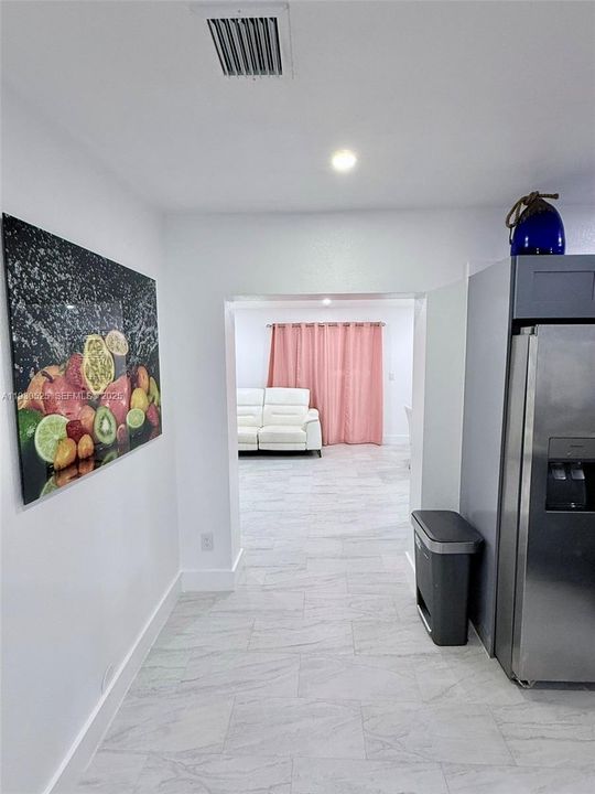 На продажу: $790,000 (5 спален, 3 ванн, 1606 Квадратных фут)