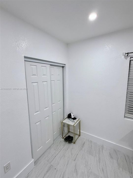 На продажу: $790,000 (5 спален, 3 ванн, 1606 Квадратных фут)